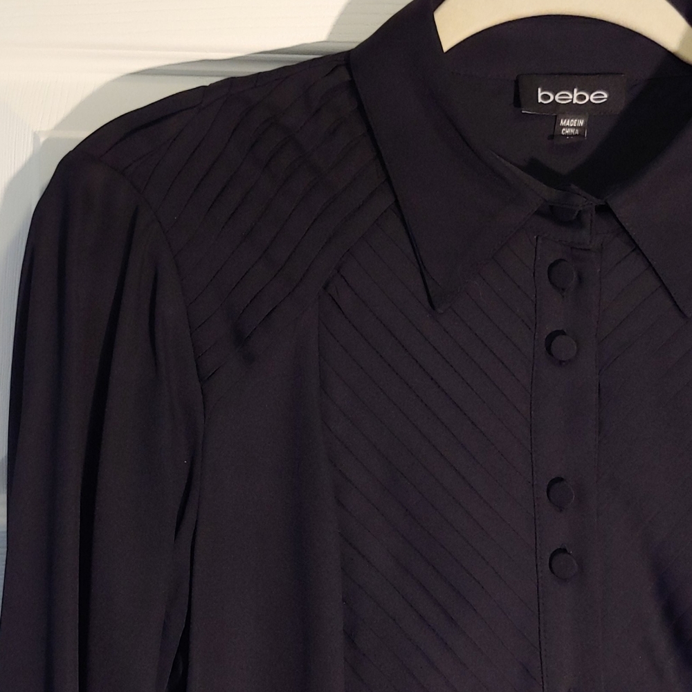 bebe Black Silk Pleated Buttoned Blouse M